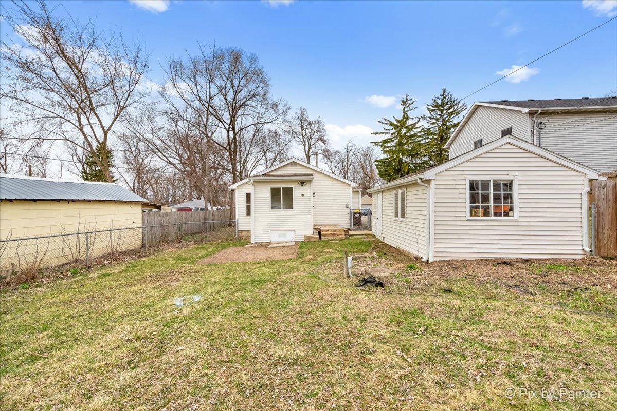 2617 W Emerald Court, McHenry, IL 60051