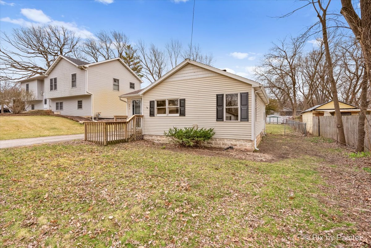 2617 W Emerald Court, McHenry, IL 60051