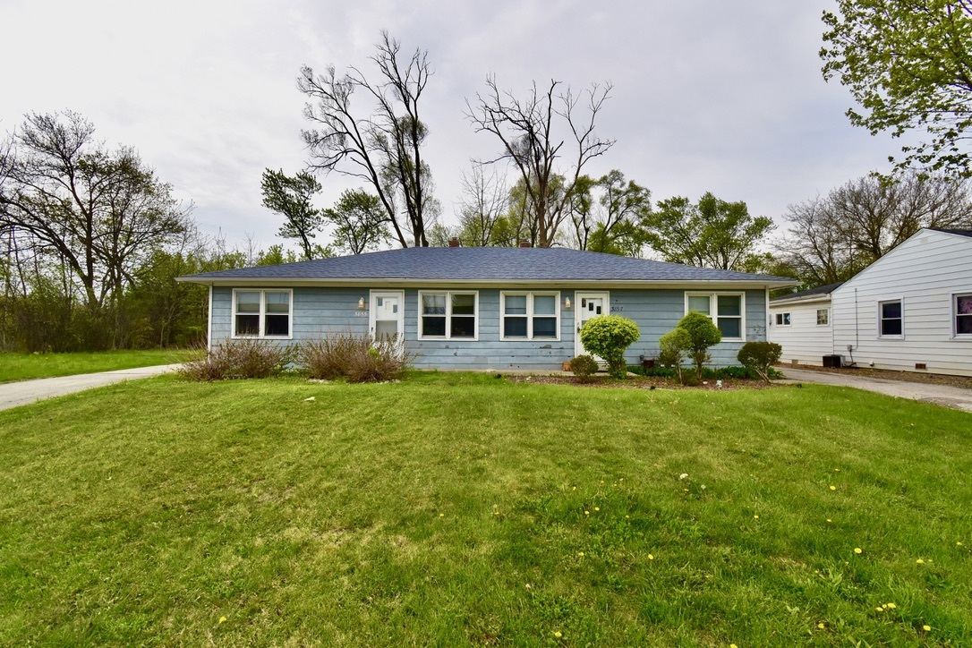 3855 Grand Avenue, Gurnee, IL 60031