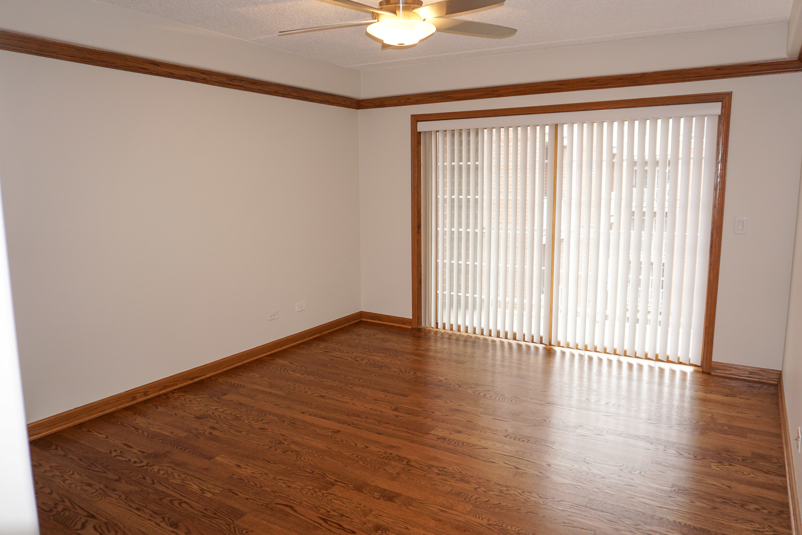 4811 N OLCOTT Avenue #516, Harwood Heights, IL 60706