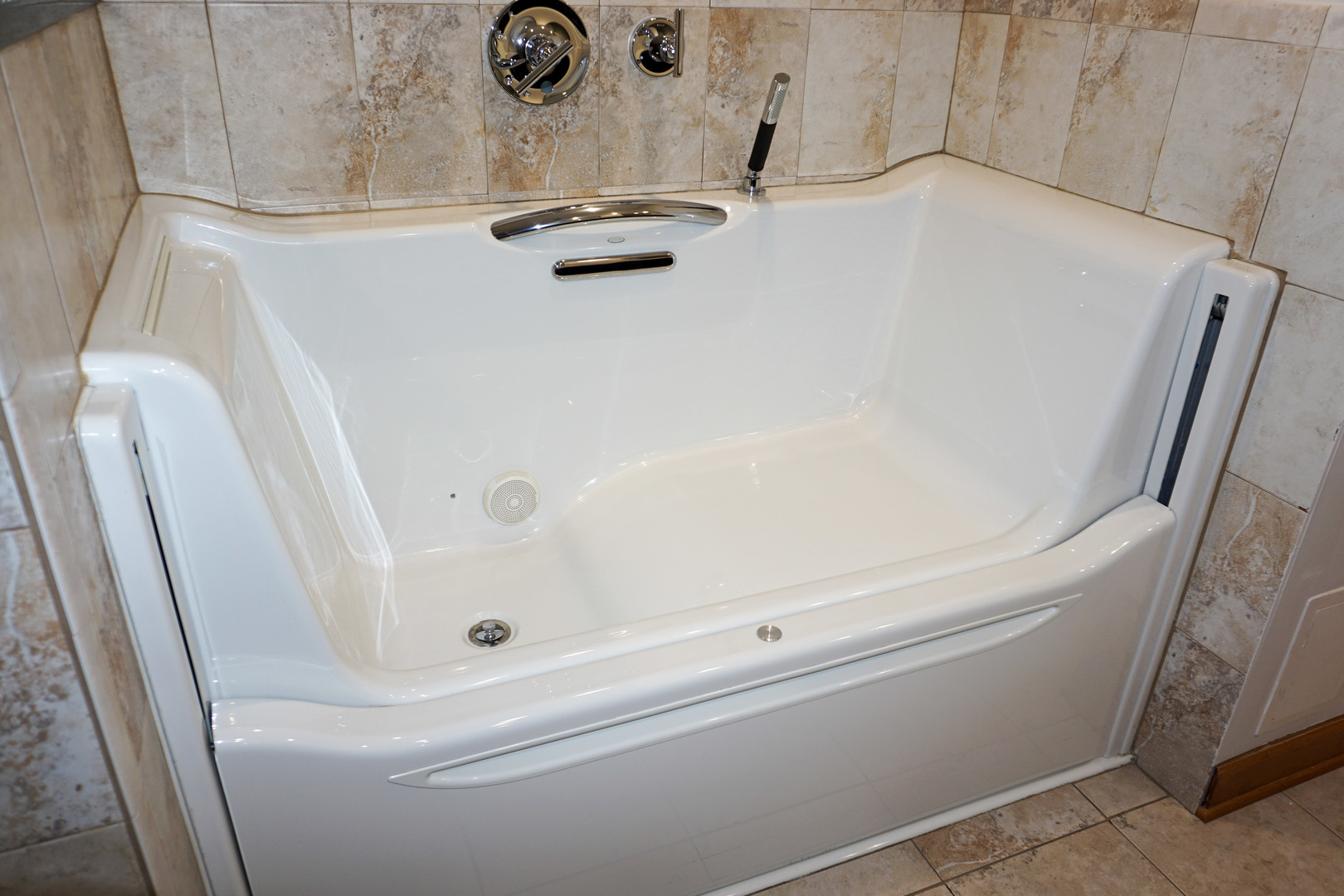 4811 N OLCOTT Avenue #516, Harwood Heights, IL 60706