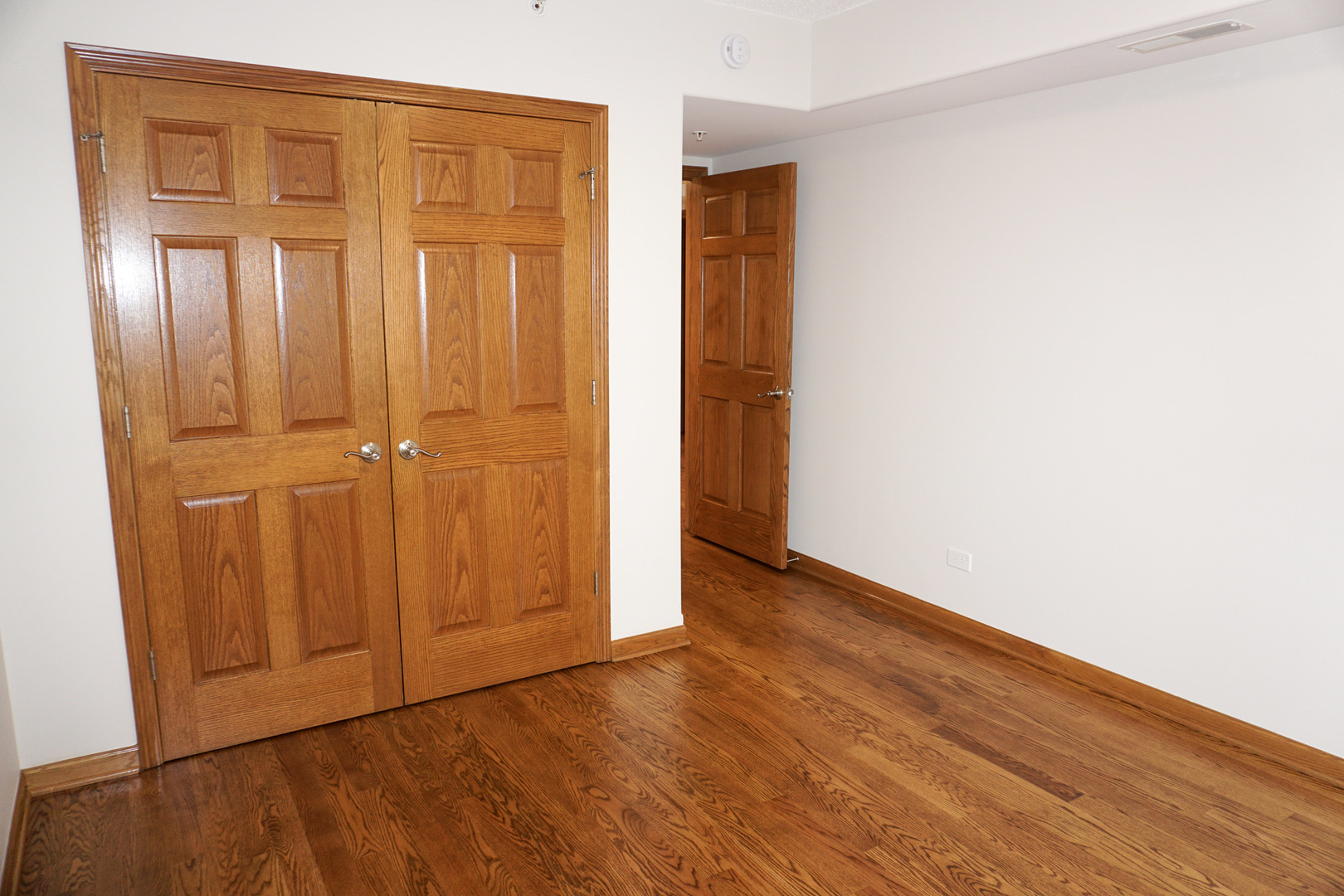 4811 N OLCOTT Avenue #516, Harwood Heights, IL 60706