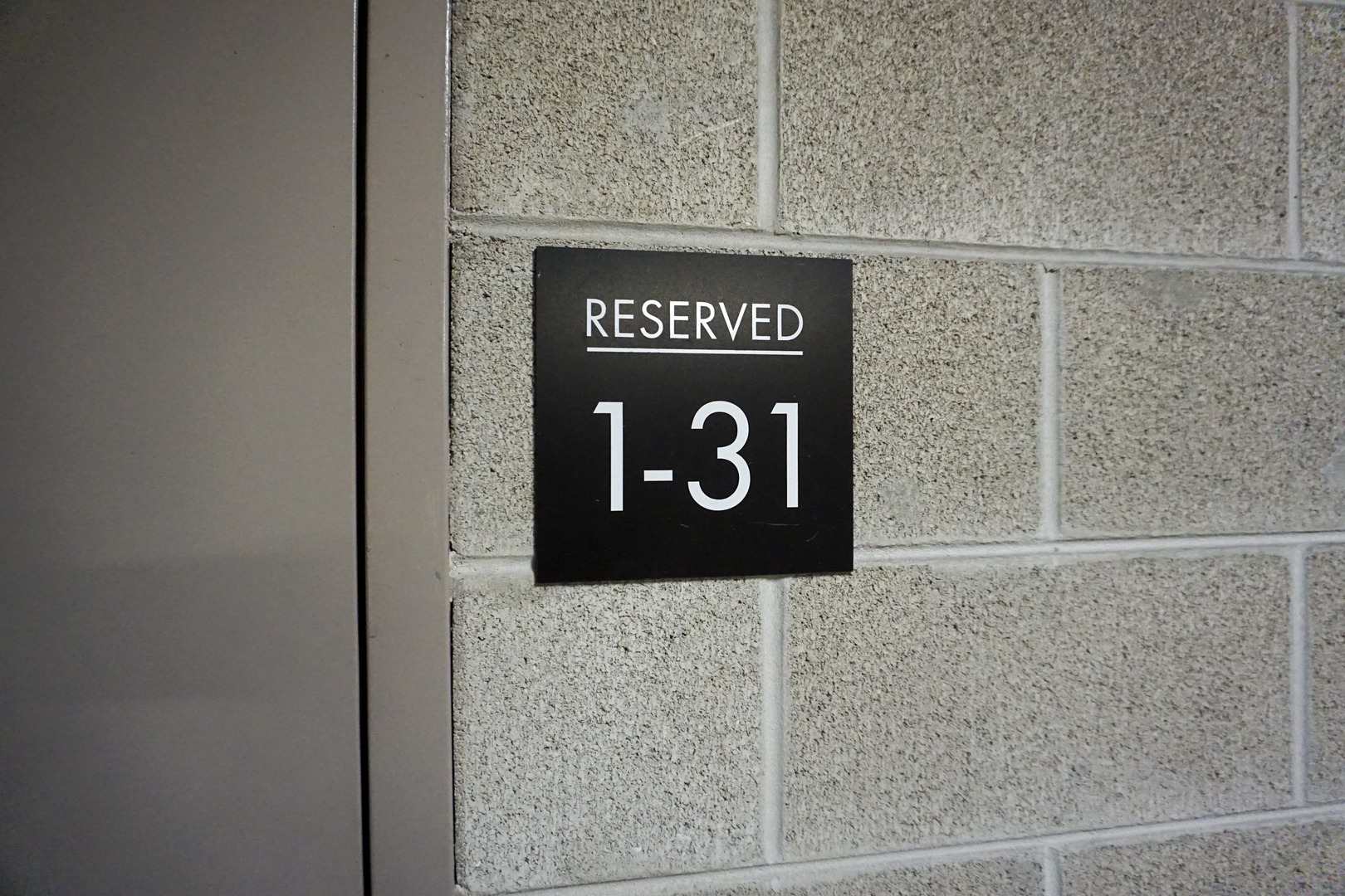 4811 N OLCOTT Avenue #516, Harwood Heights, IL 60706