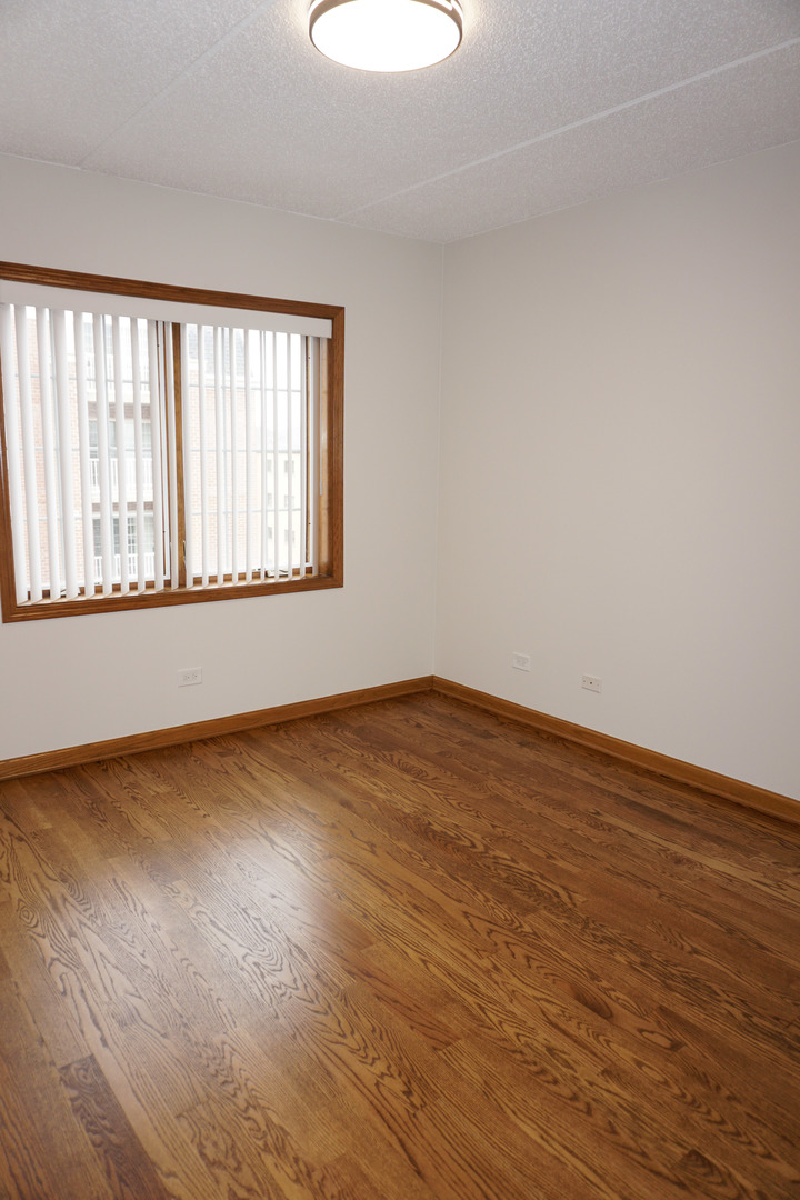 4811 N OLCOTT Avenue #516, Harwood Heights, IL 60706