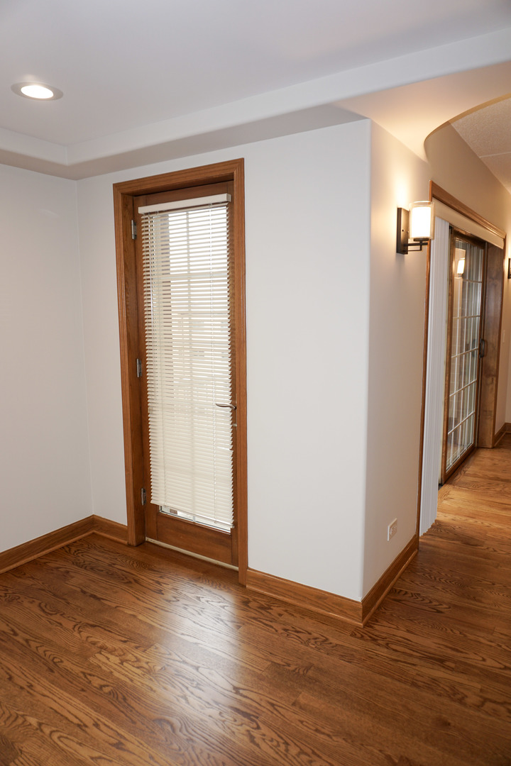 4811 N OLCOTT Avenue #516, Harwood Heights, IL 60706