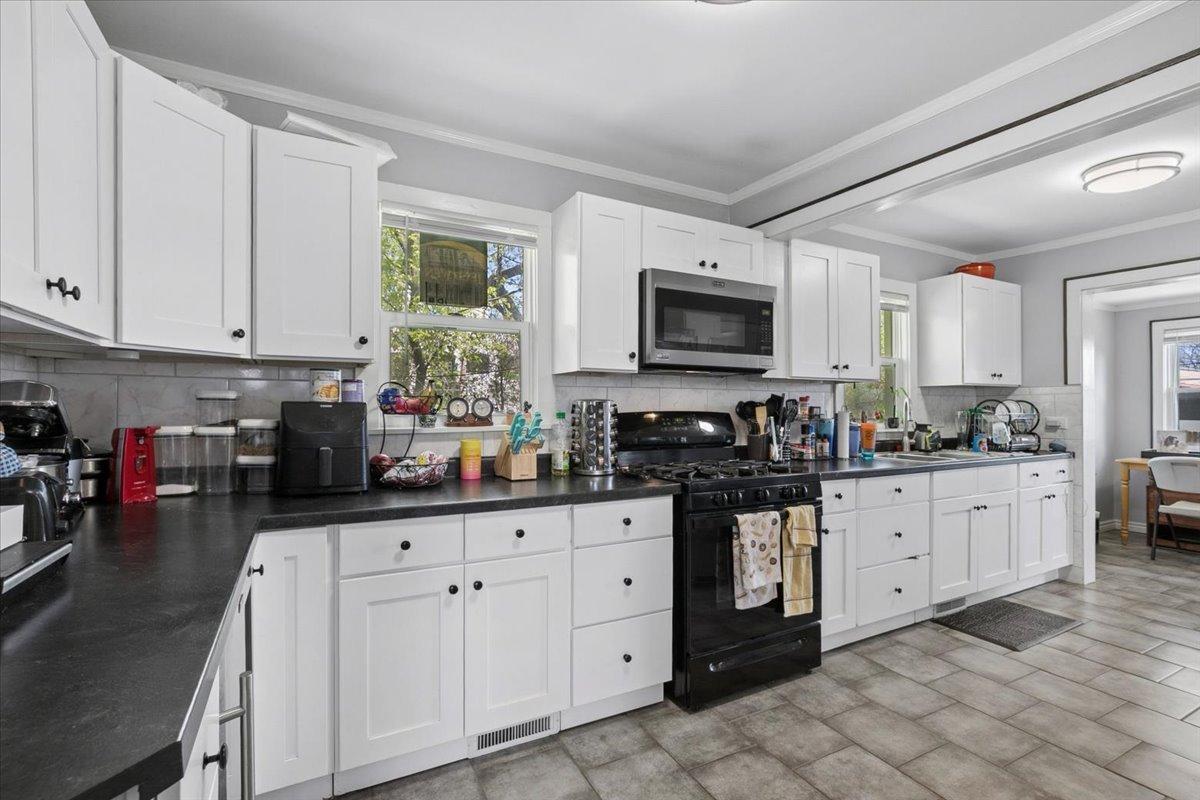 2217 Honore Avenue, North Chicago, IL 60064