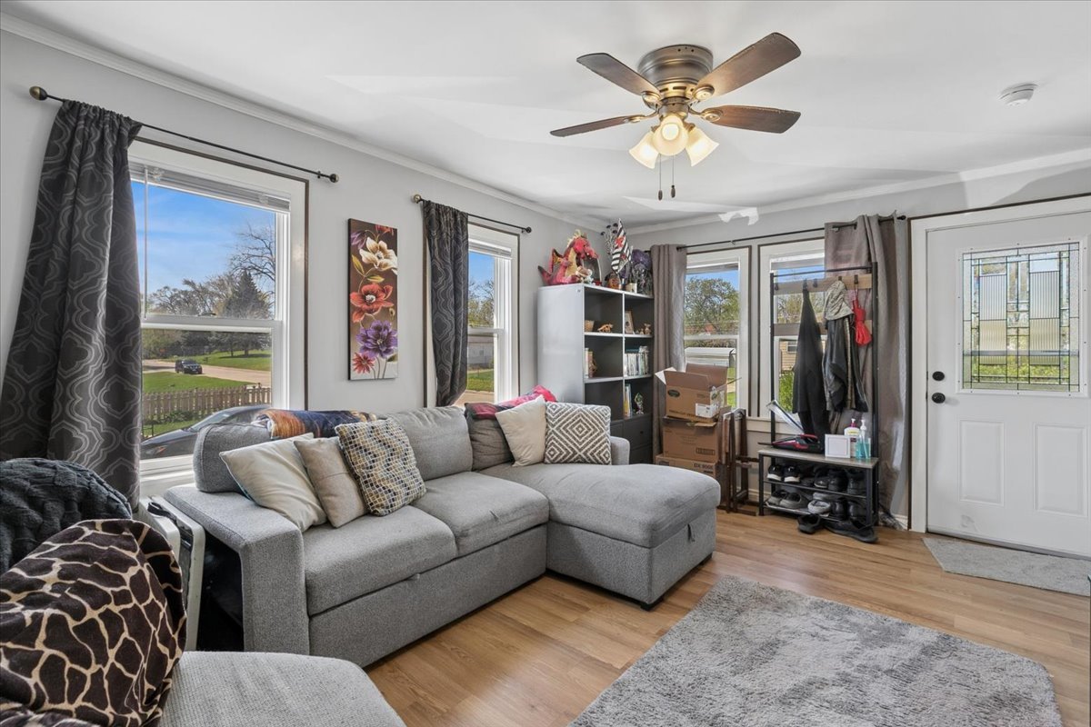 2217 Honore Avenue, North Chicago, IL 60064