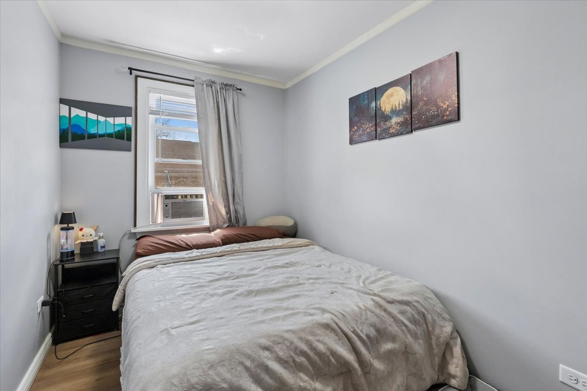 2217 Honore Avenue, North Chicago, IL 60064