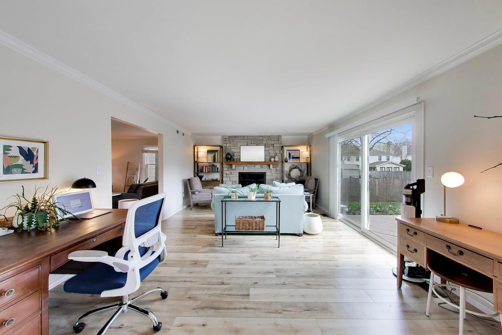 5405 Silentbrook Lane, Rolling Meadows, IL 60008