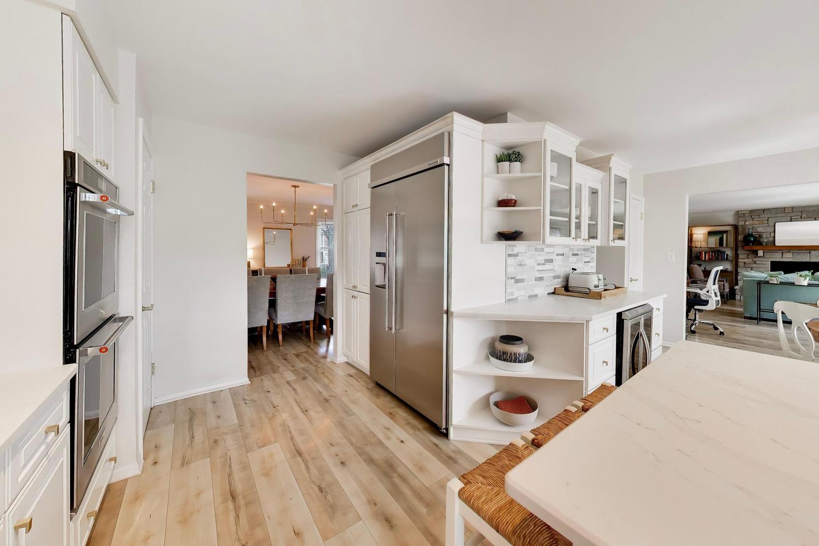 5405 Silentbrook Lane, Rolling Meadows, IL 60008