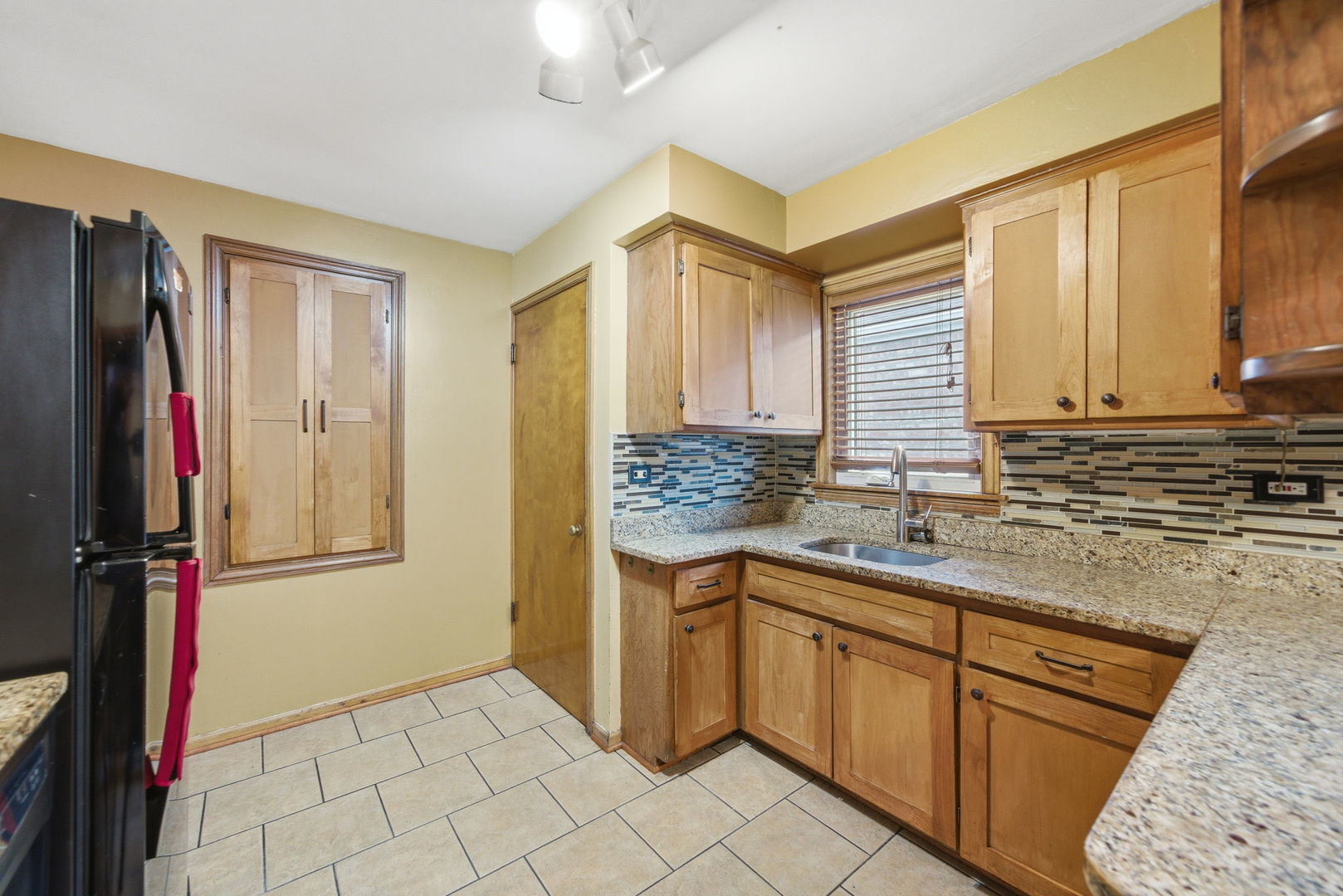 3441 W 83rd Street, Chicago, IL 60652