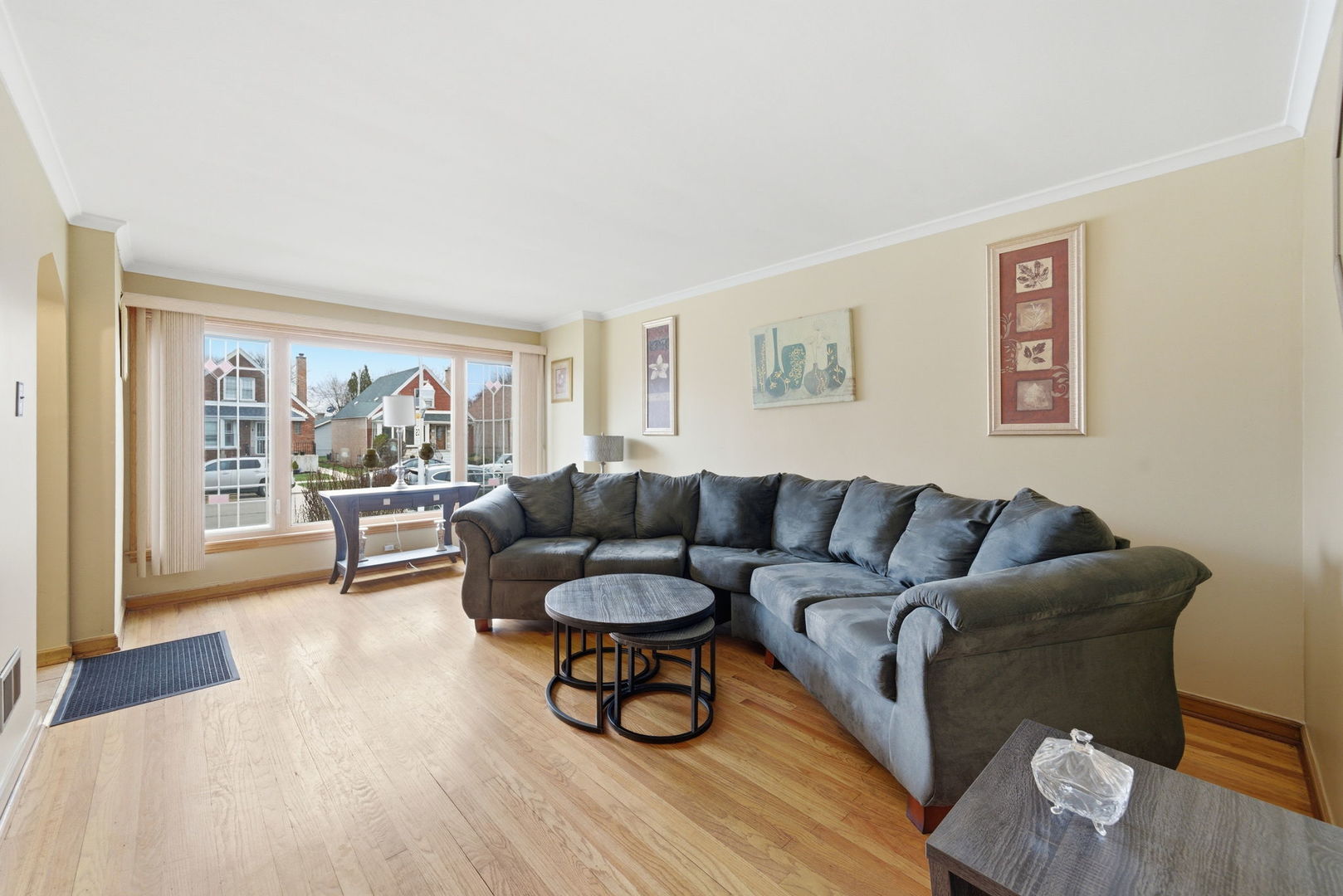 3441 W 83rd Street, Chicago, IL 60652