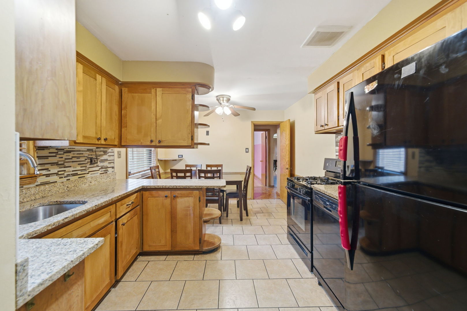 3441 W 83rd Street, Chicago, IL 60652