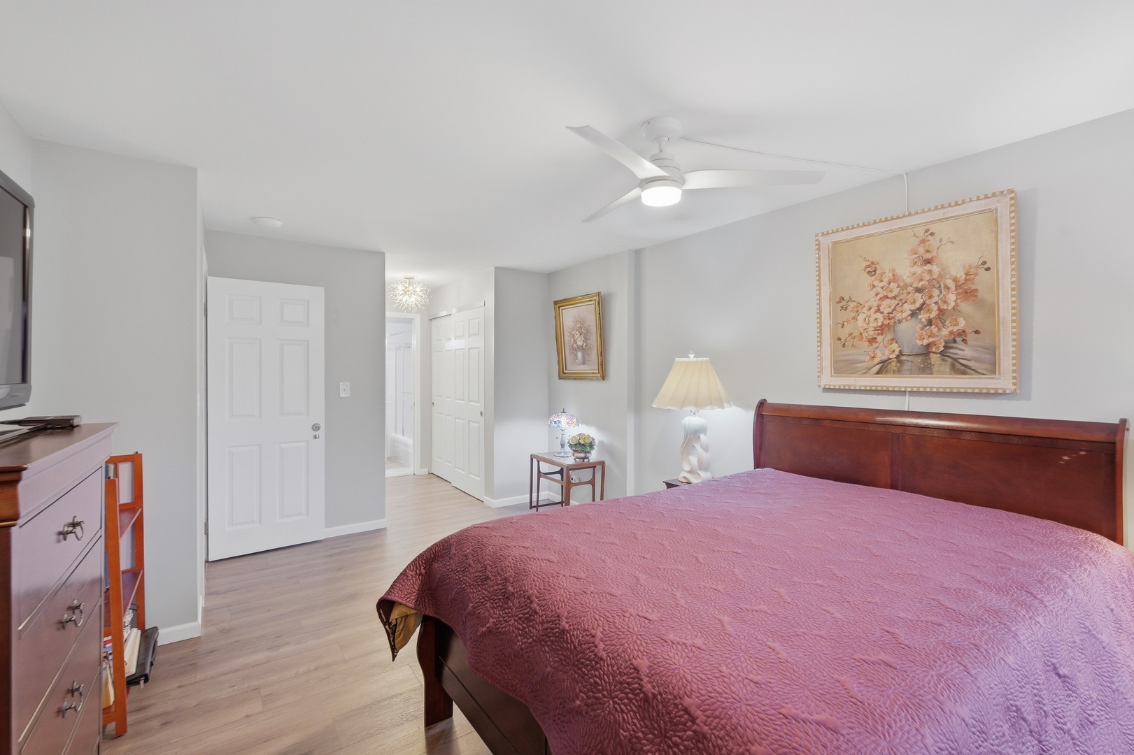 2046 Saint Johns Avenue #3E, Highland Park, IL 60035