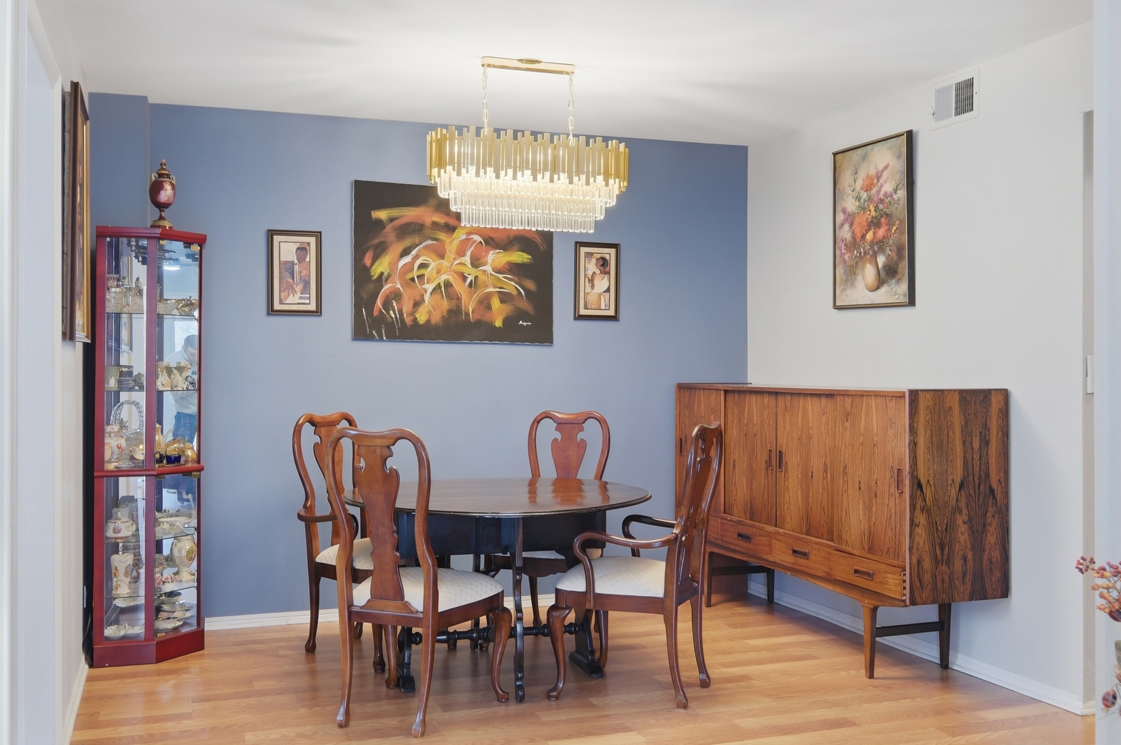 2046 Saint Johns Avenue #3E, Highland Park, IL 60035