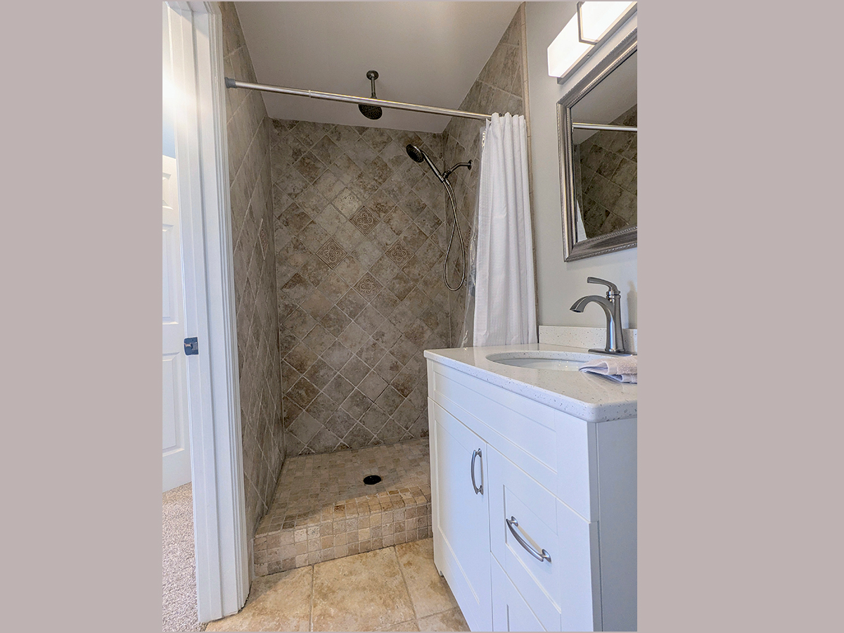 2404 Hawk Lane, Rolling Meadows, IL 60008