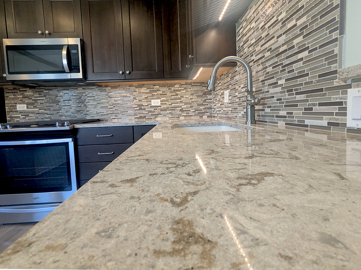 2404 Hawk Lane, Rolling Meadows, IL 60008