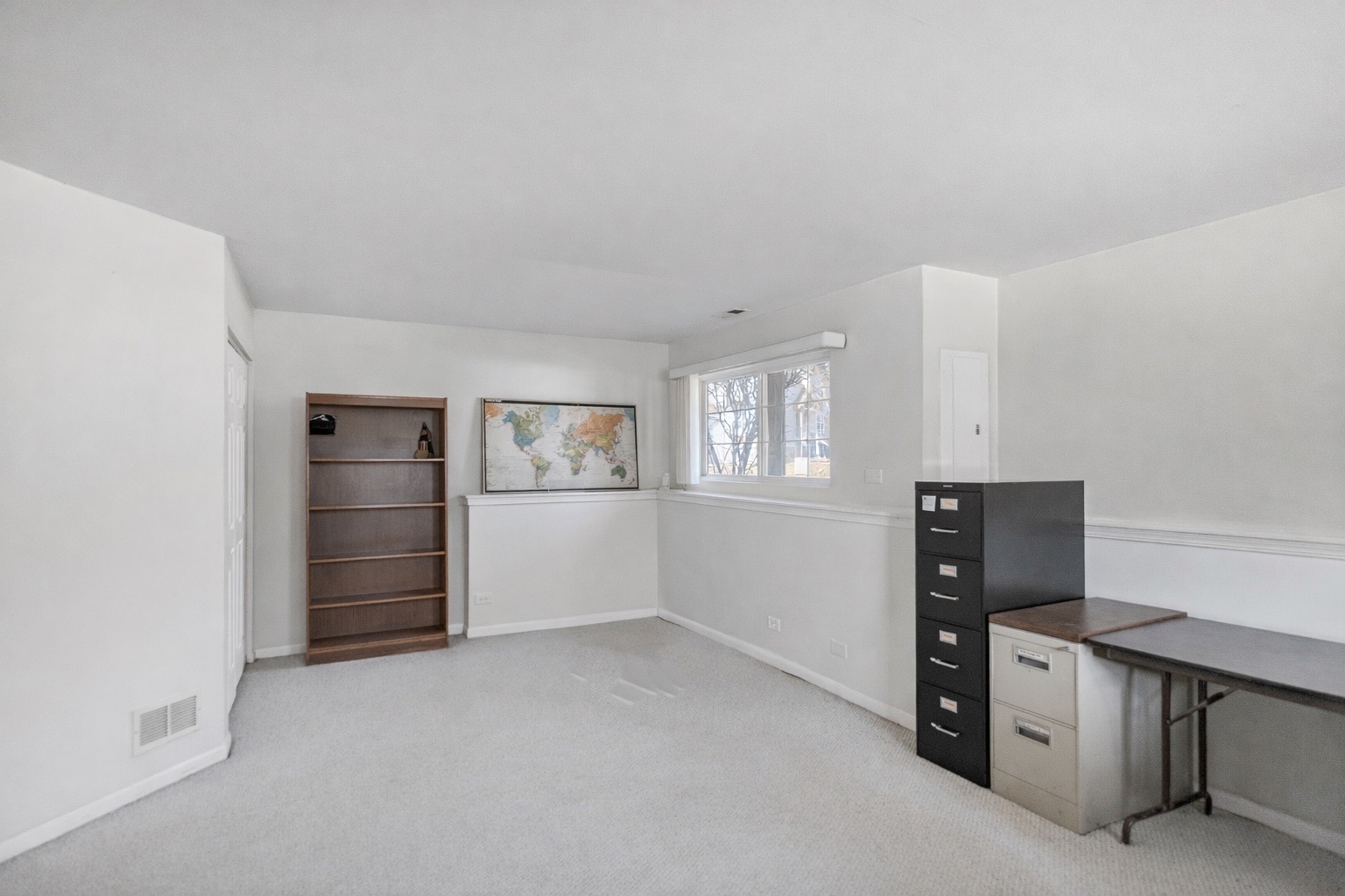 1650 Orchard Court, West Chicago, IL 60185