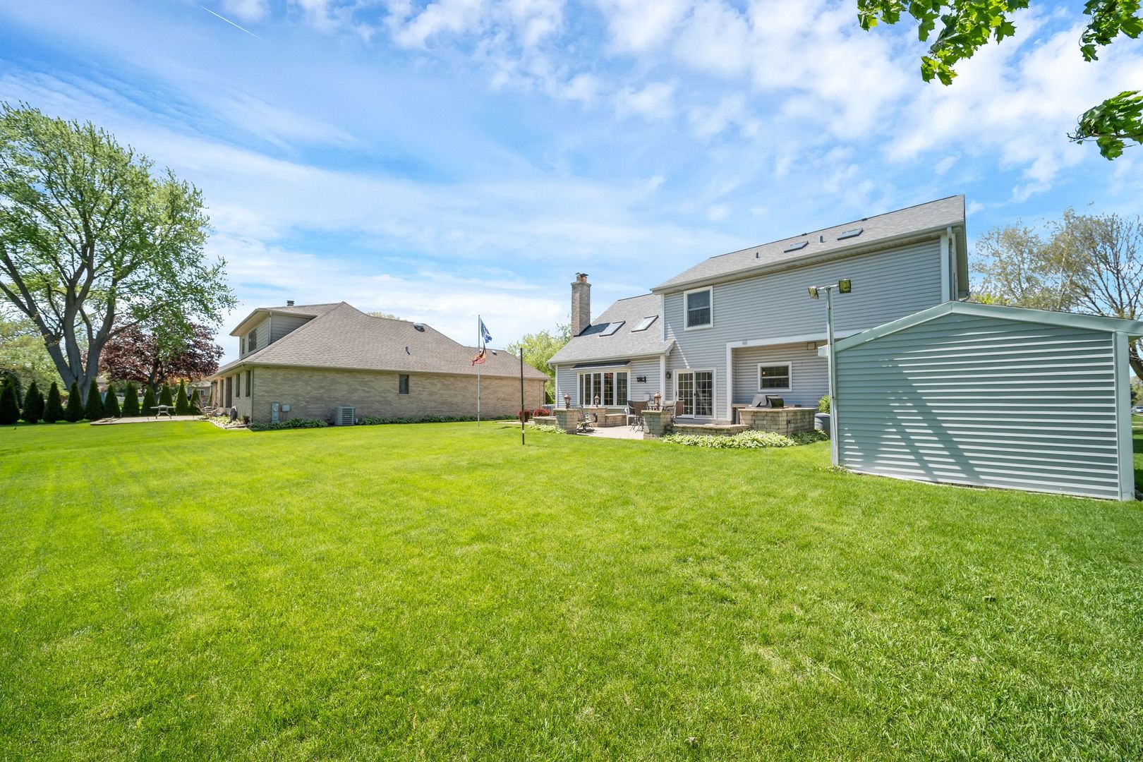 5 Deeke Court, Roselle, IL 60172