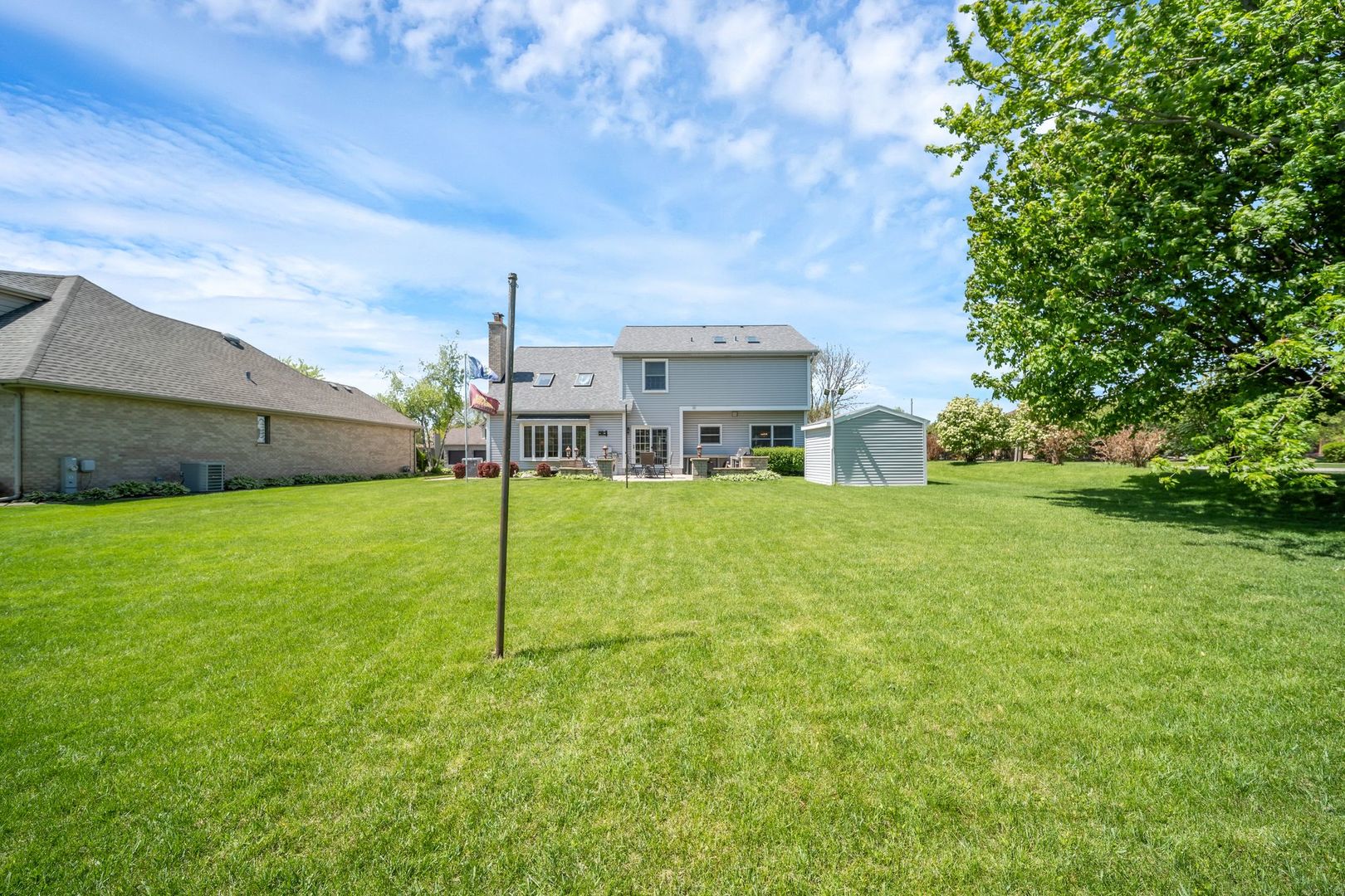 5 Deeke Court, Roselle, IL 60172