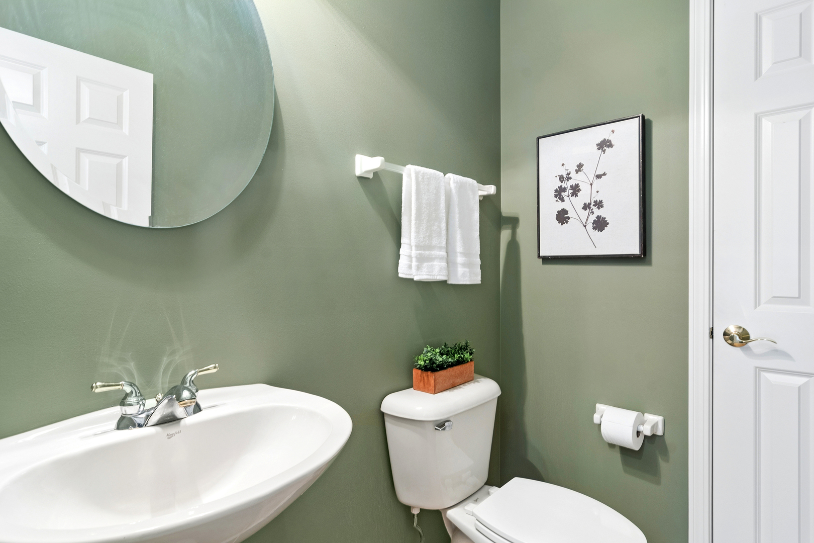 8132 Danneil Circle, Long Grove, IL 60047