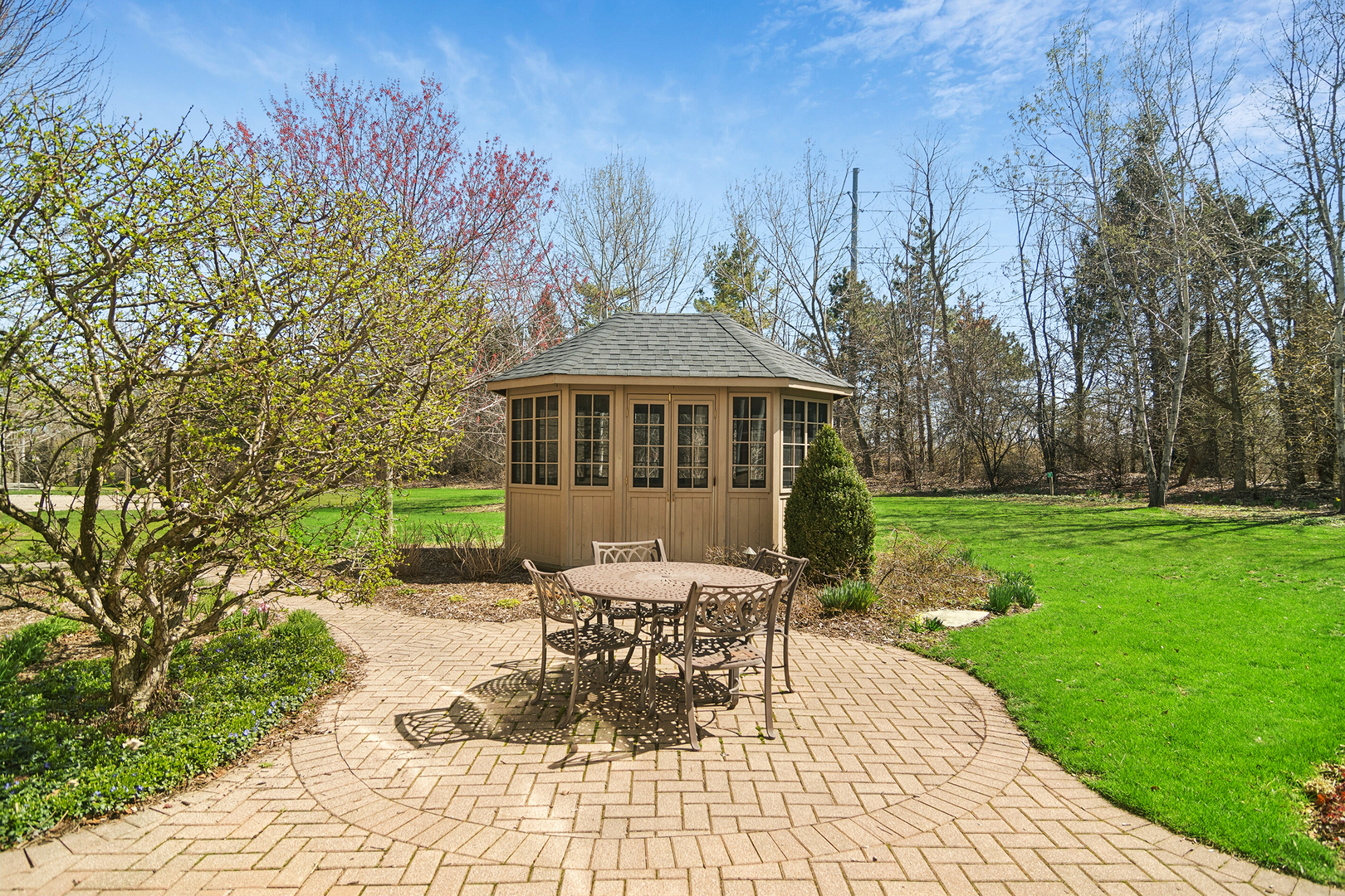 8132 Danneil Circle, Long Grove, IL 60047