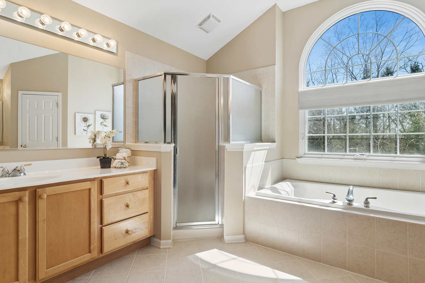 8132 Danneil Circle, Long Grove, IL 60047