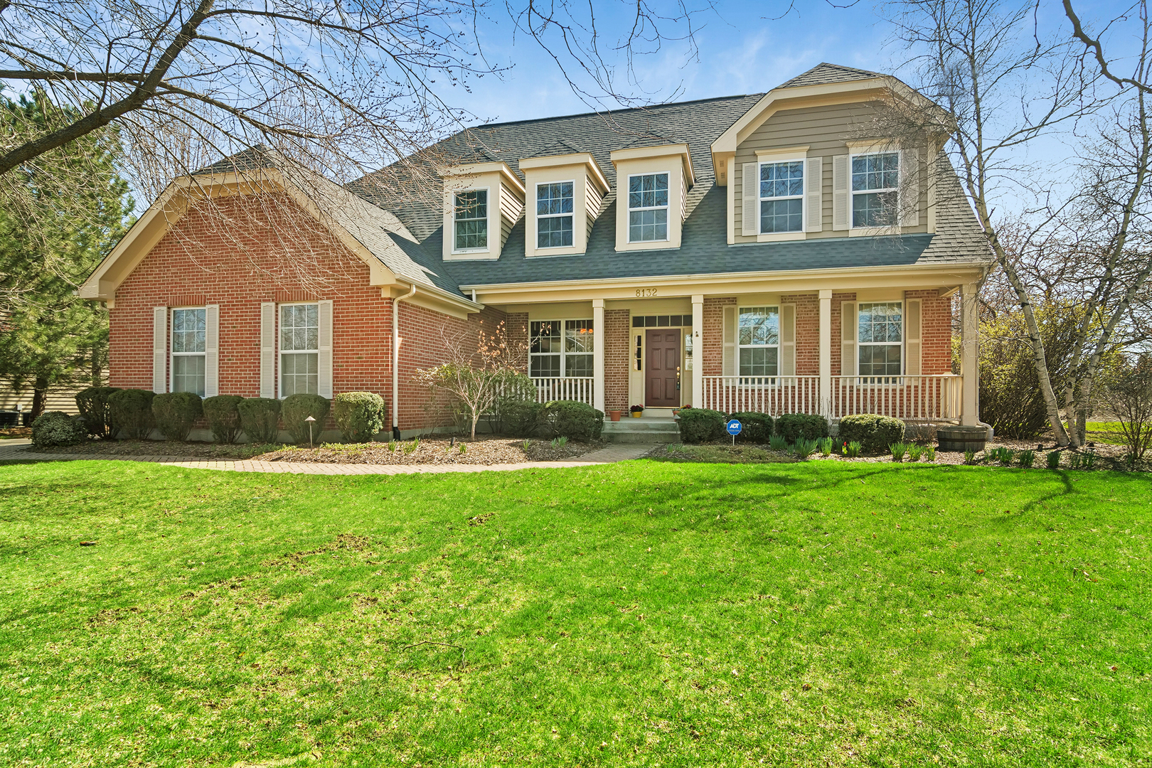 8132 Danneil Circle, Long Grove, IL 60047