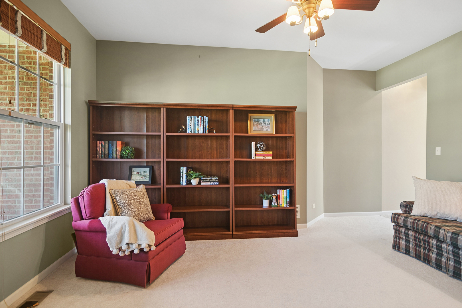 8132 Danneil Circle, Long Grove, IL 60047