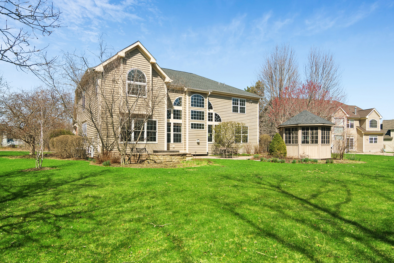 8132 Danneil Circle, Long Grove, IL 60047