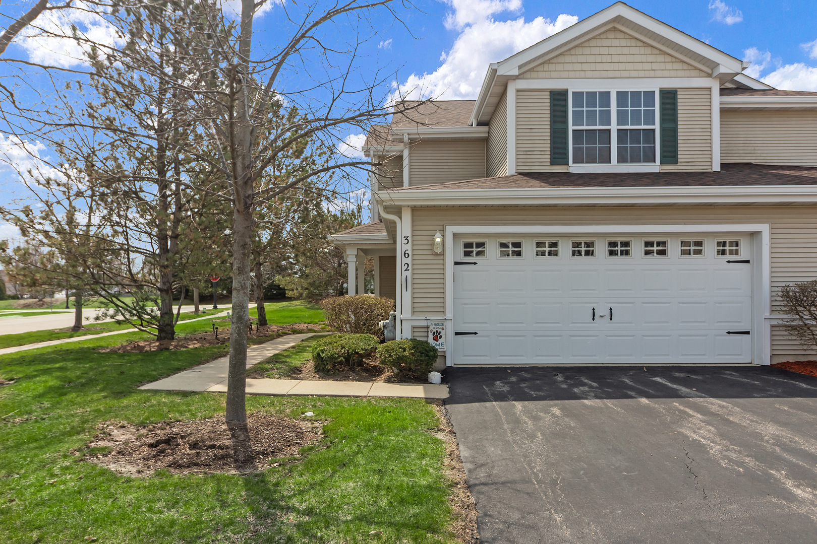 362 N Keswick Circle, Round Lake, IL 60073