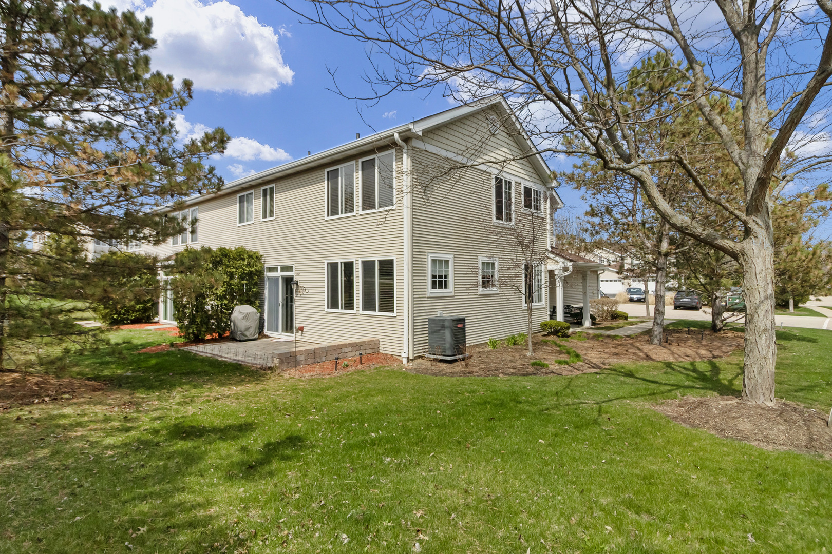 362 N Keswick Circle, Round Lake, IL 60073