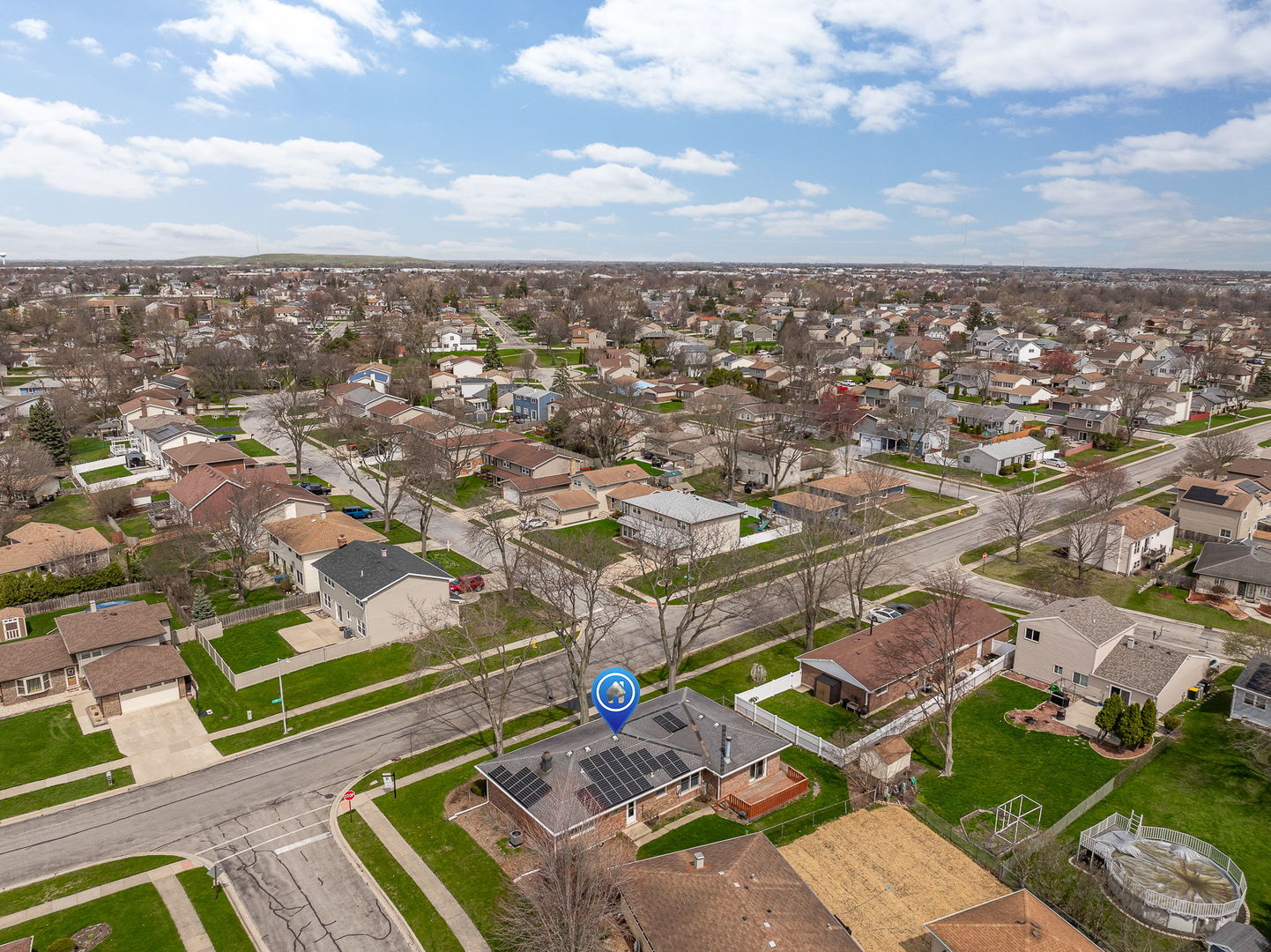 494 Flint Trail, Carol Stream, IL 60188