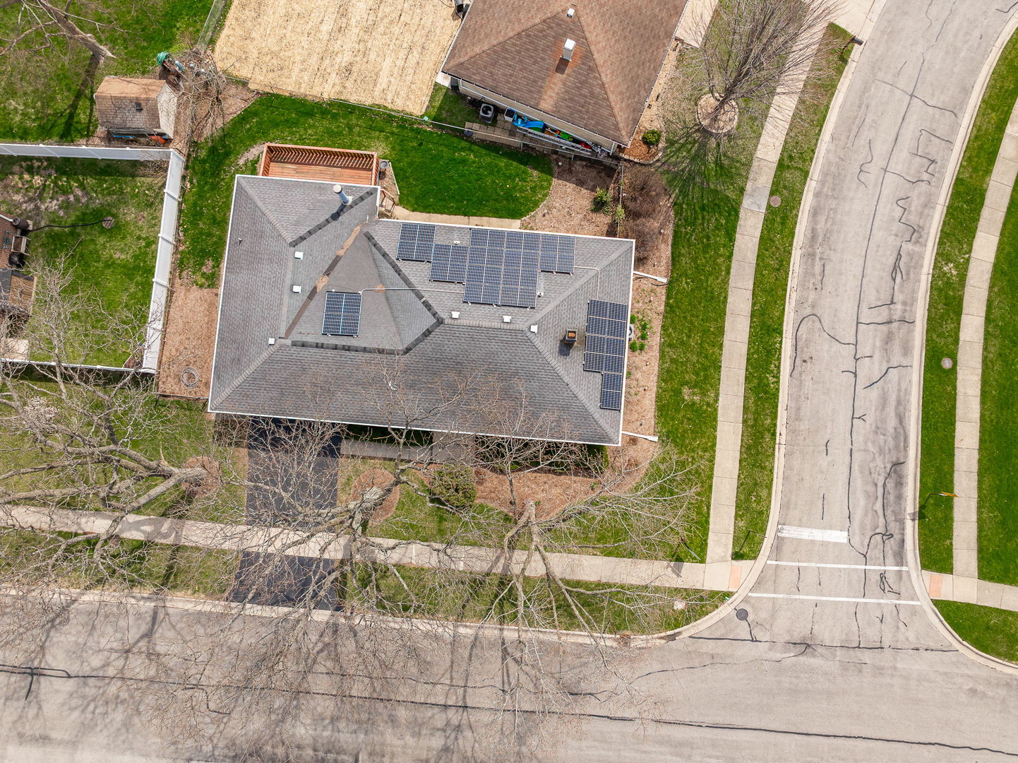 494 Flint Trail, Carol Stream, IL 60188