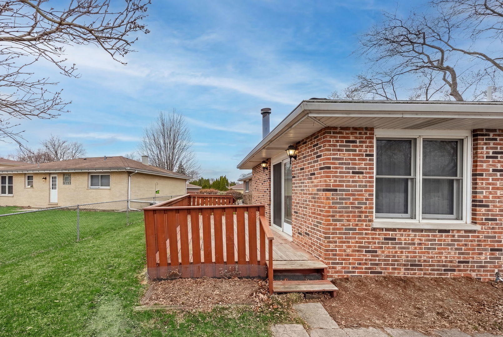 494 Flint Trail, Carol Stream, IL 60188