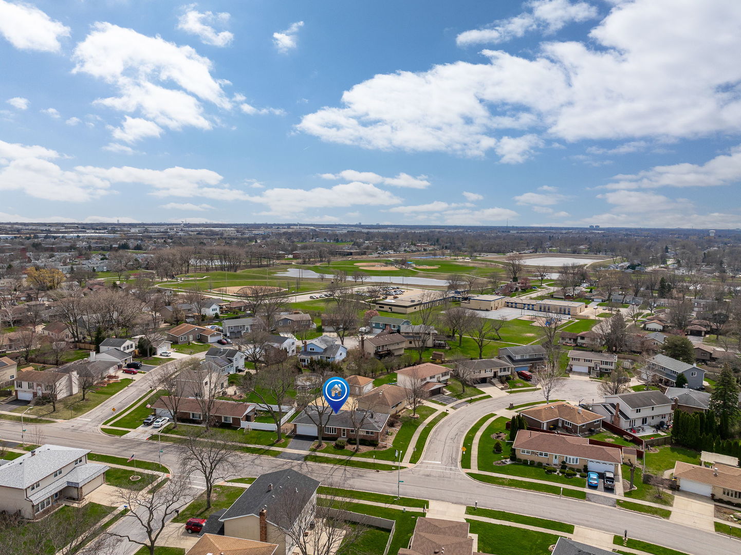 494 Flint Trail, Carol Stream, IL 60188