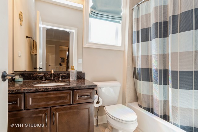 1236 N Webster Street, Naperville, IL 60563