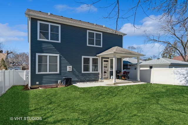 1236 N Webster Street, Naperville, IL 60563