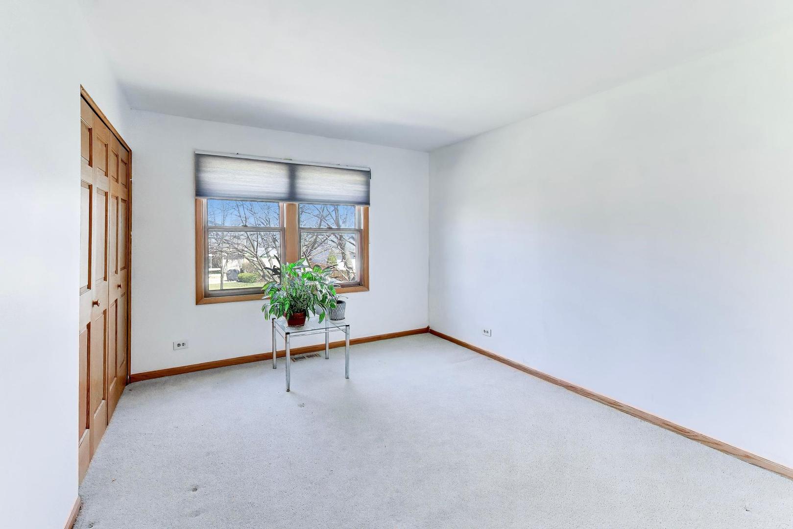 507 Ridgewood Lane, Buffalo Grove, IL 60089