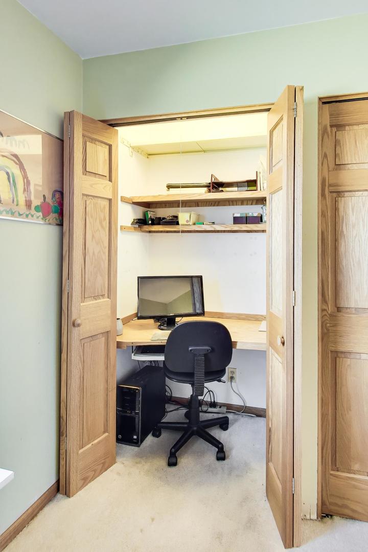 507 Ridgewood Lane, Buffalo Grove, IL 60089