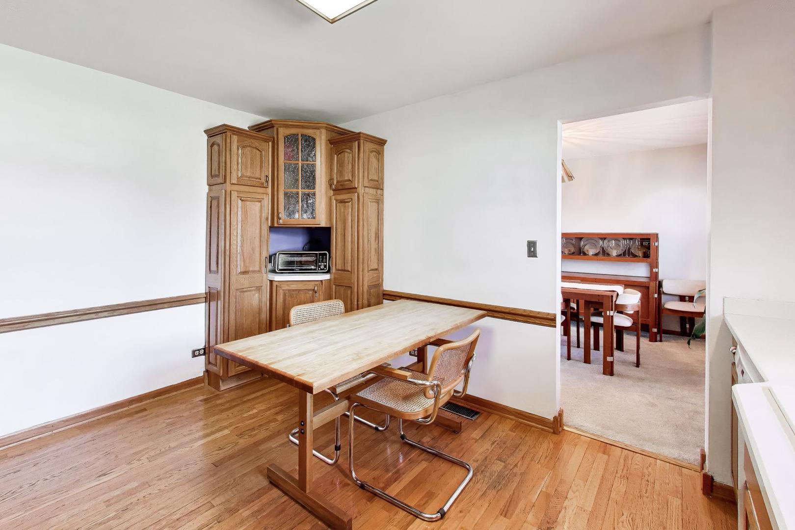 507 Ridgewood Lane, Buffalo Grove, IL 60089