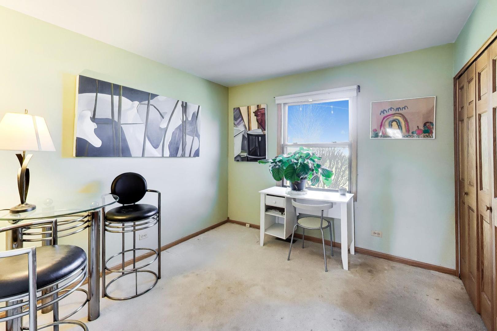 507 Ridgewood Lane, Buffalo Grove, IL 60089