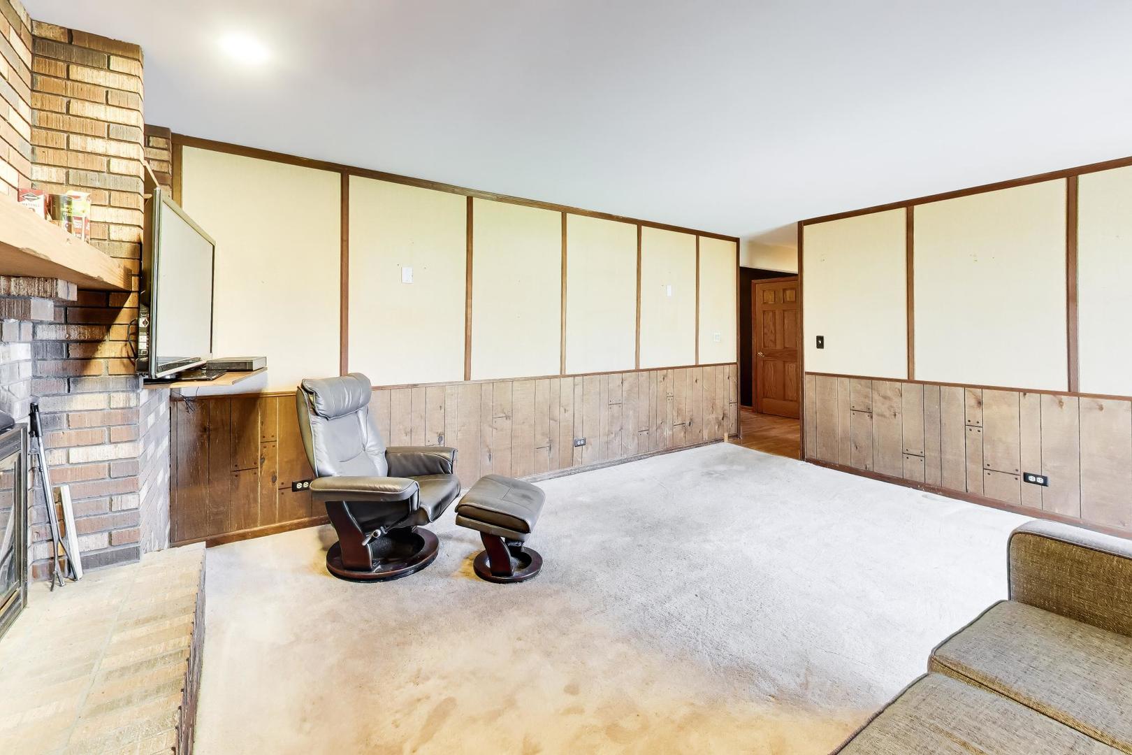 507 Ridgewood Lane, Buffalo Grove, IL 60089