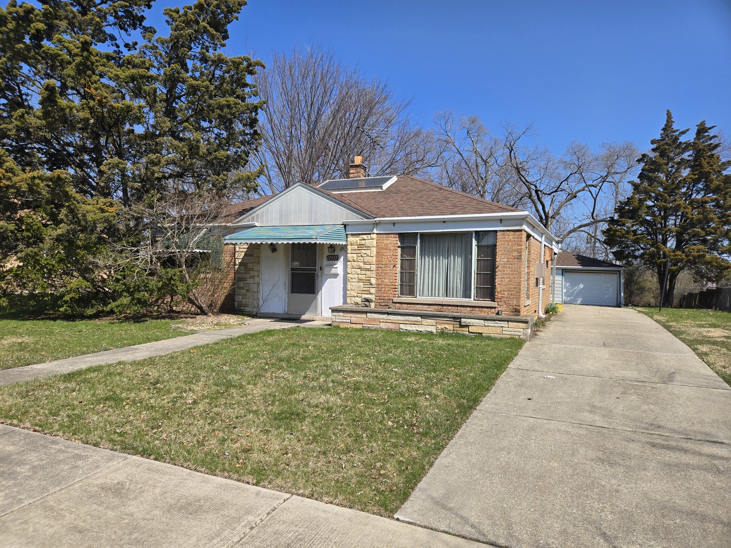 17557 Sycamore Drive, Homewood, IL 60430