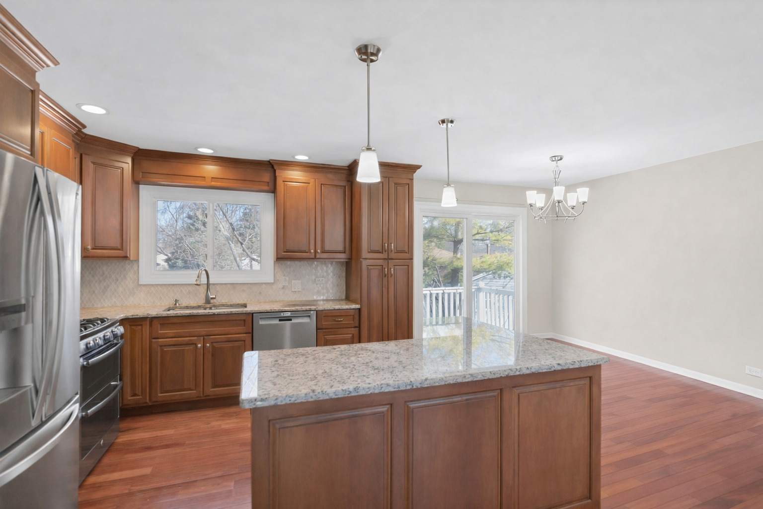 24W474 Surf Court, Naperville, IL 60540