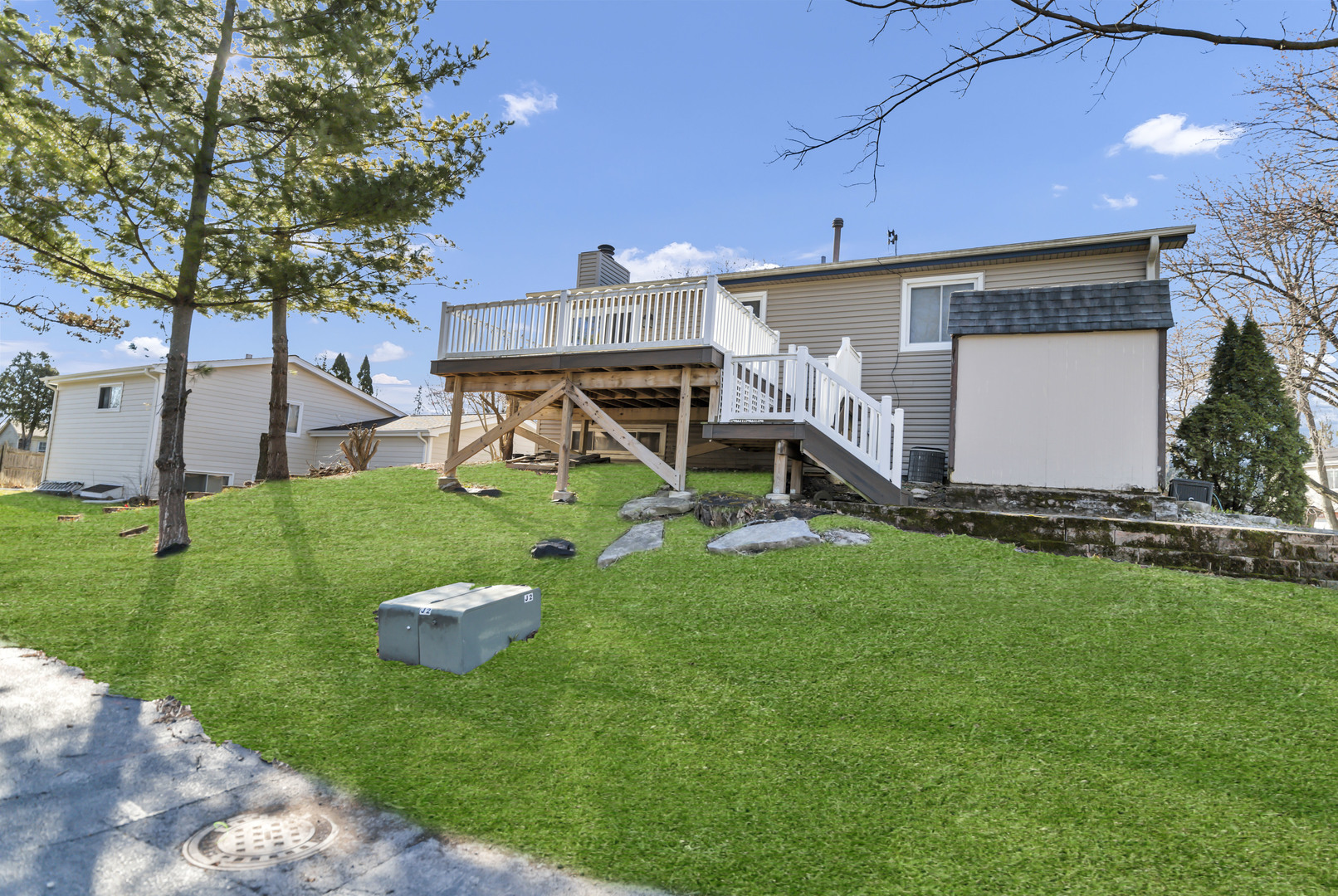 24W474 Surf Court, Naperville, IL 60540