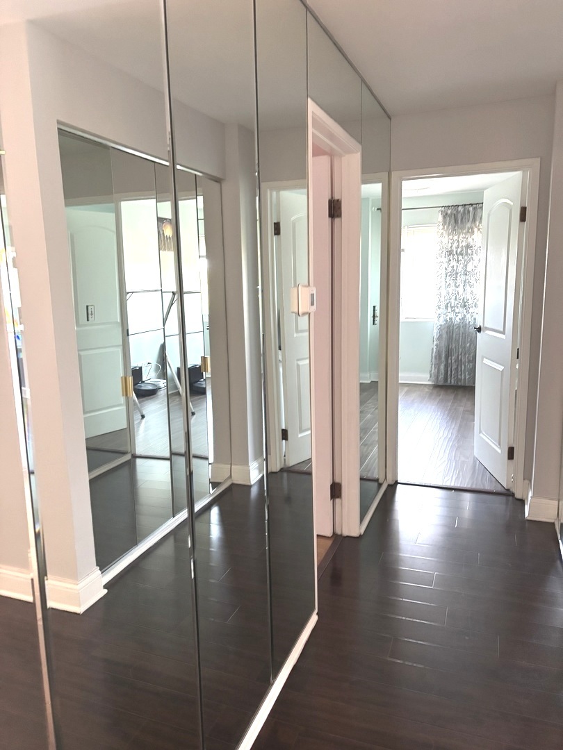 9332 Landings Lane #504, Des Plaines, IL 60016