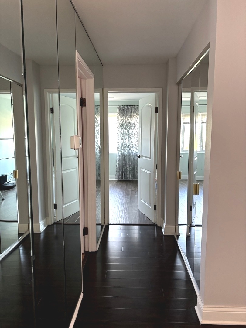 9332 Landings Lane #504, Des Plaines, IL 60016