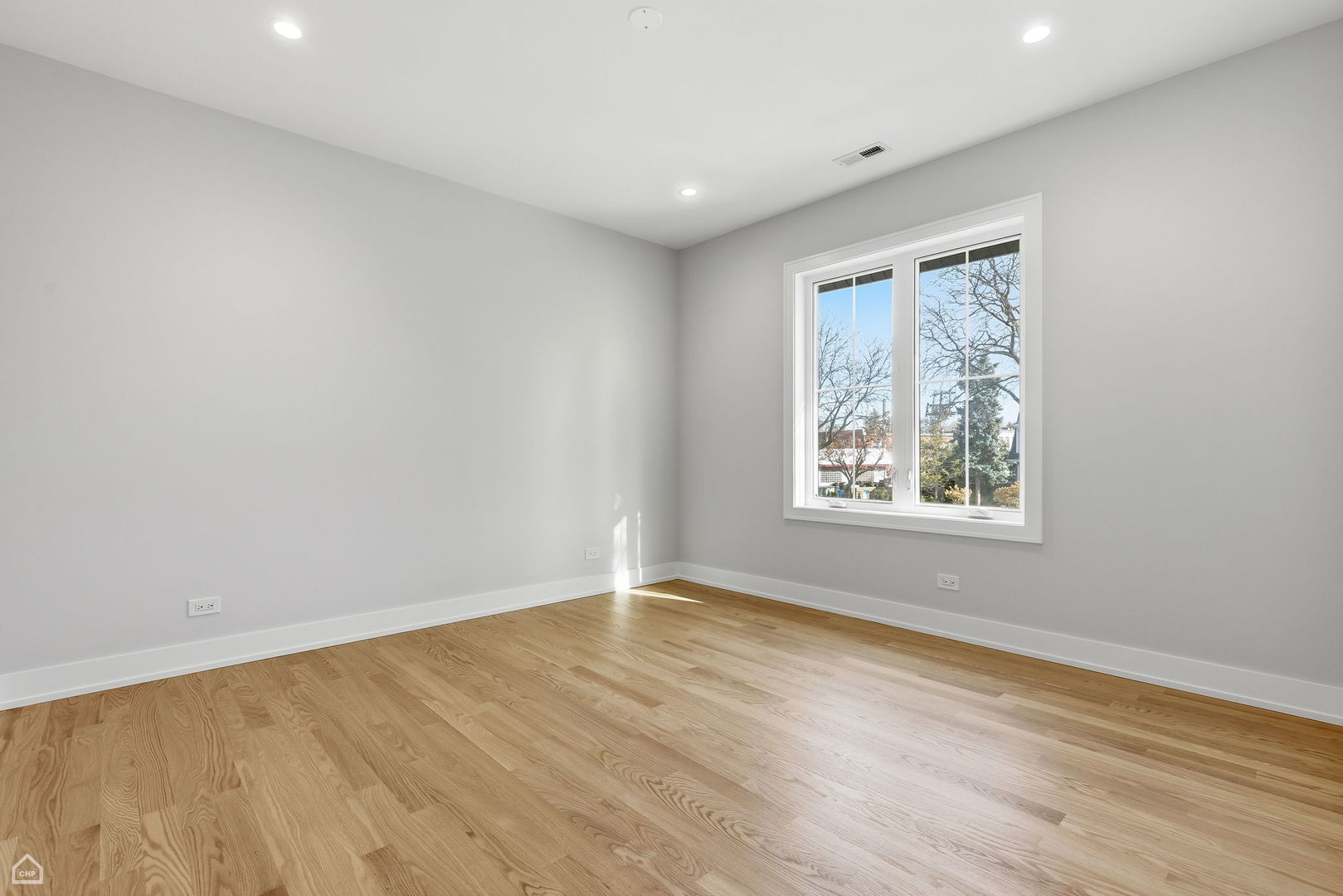 1220 Courtland Avenue, Park Ridge, IL 60068