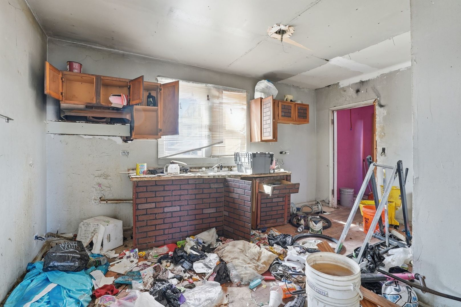 122 W 150th Street, Harvey, IL 60426